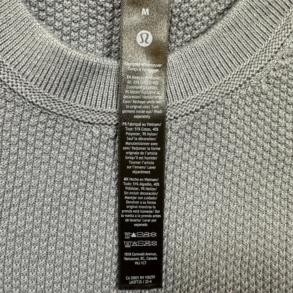 Lululemon Textured Knit Crewneck Sweater Gray Mens Medium